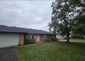 6121 KY-54 in Philpot, KY - Building Photo