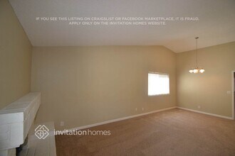 2955 Red Hawk Way in Sacramento, CA - Building Photo - Building Photo