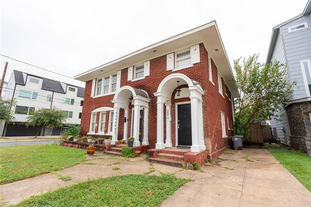 property at 4636 Virginia Ave