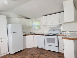 1010 Jacks Dr in Haw River, NC - Building Photo - Building Photo
