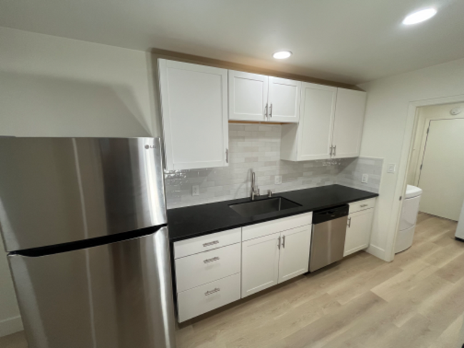 800 Kelly Way, Unit 806 in Folsom, CA - Building Photo - Building Photo
