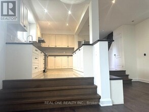 58 Rakewood Crescent in Toronto, ON - Building Photo - Building Photo