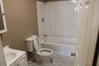 21 Phillips St in Amsterdam, NY - Building Photo - Building Photo