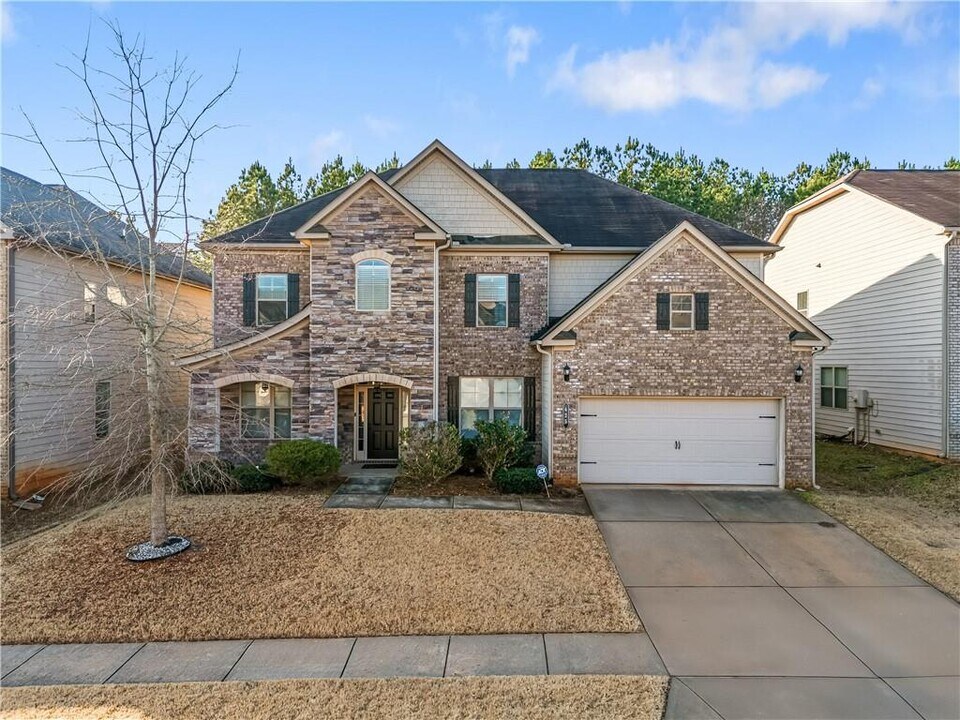 425 Lance View Ln in Lawrenceville, GA - Building Photo
