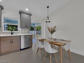 2509 Academy Blvd in Cape Coral, FL - Building Photo - Building Photo