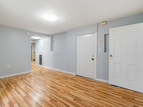 2907 Central Ave in Union City, NJ - Building Photo - Interior Photo