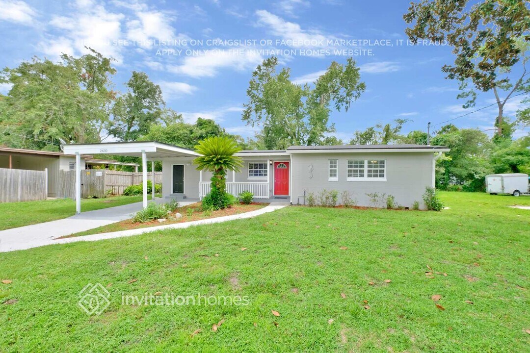 2430 Wilmont Ave in Jacksonville, FL - Building Photo