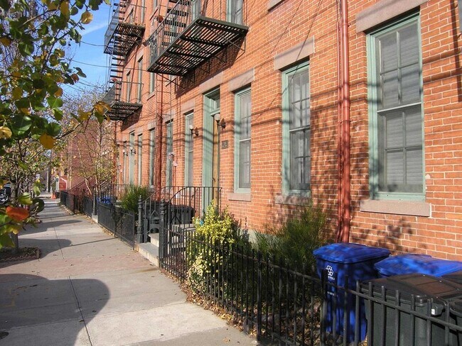 property at 206 6th St