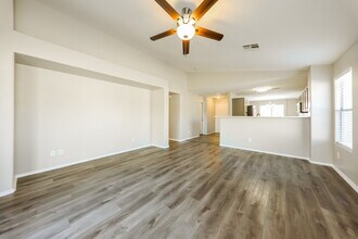 2201 S 84th Ave in Tolleson, AZ - Building Photo - Building Photo