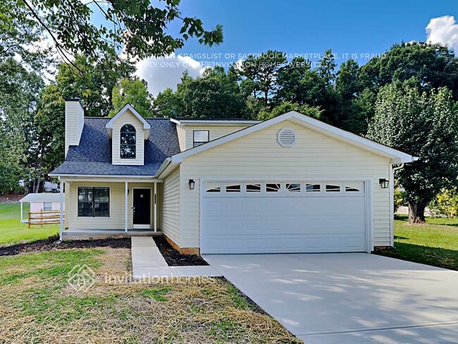 property at 3001 Overlook Trail