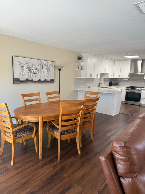 property at 5263 Creekside Rd