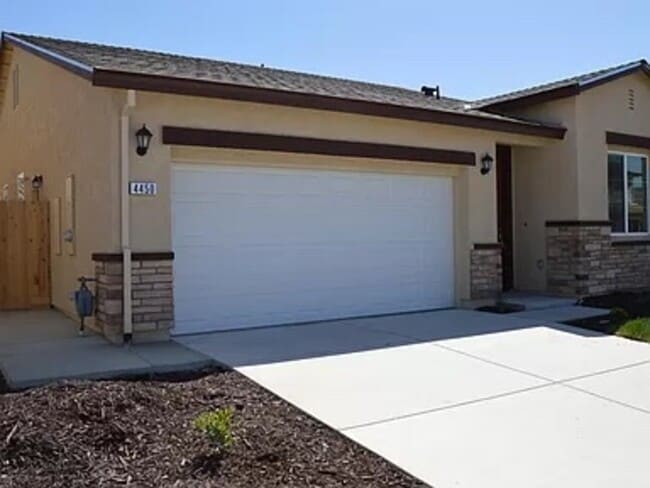 4450 Lacy Ln in Merced, CA - Building Photo - Building Photo