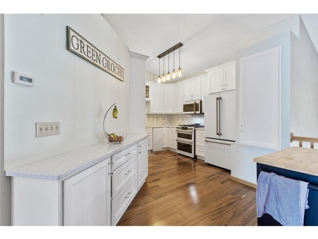 21776 Linden Way in Rogers, MN - Building Photo - Building Photo