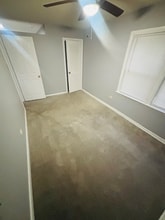 7830 S Yates Blvd-Unit -4 in Chicago, IL - Building Photo - Building Photo