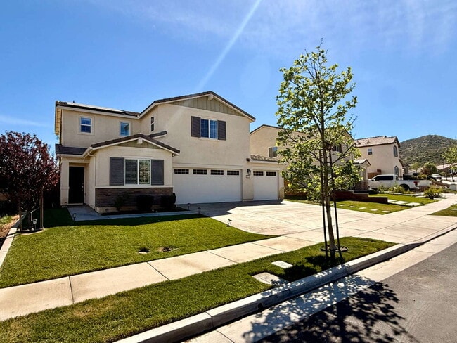 32100 Prairie Crossing Dr in Menifee, CA - Building Photo - Building Photo