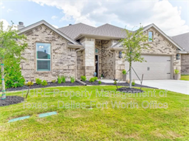 1612 Town Creek Cir in Weatherford, TX - Building Photo - Building Photo