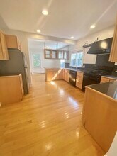 81 Benton Rd, Unit #2 in Somerville, MA - Building Photo - Building Photo