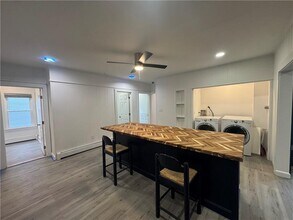 591 Main St in Warren, RI - Building Photo - Building Photo