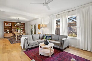 1802 Hutto Rd in Georgetown, TX - Building Photo