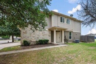 14412 Lewis Carroll Ln in Pflugerville, TX - Building Photo - Building Photo