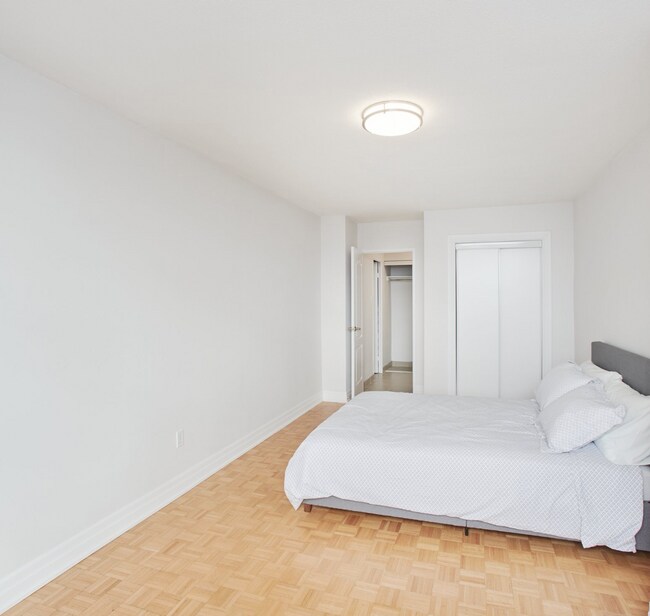 53 Warrender Ave in Toronto, ON - Building Photo - Building Photo