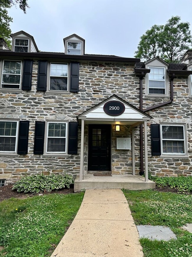 property at 2900 Midvale Ave