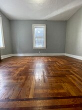 691 Elizabeth Ave-Unit -53 in Newark, NJ - Building Photo - Building Photo