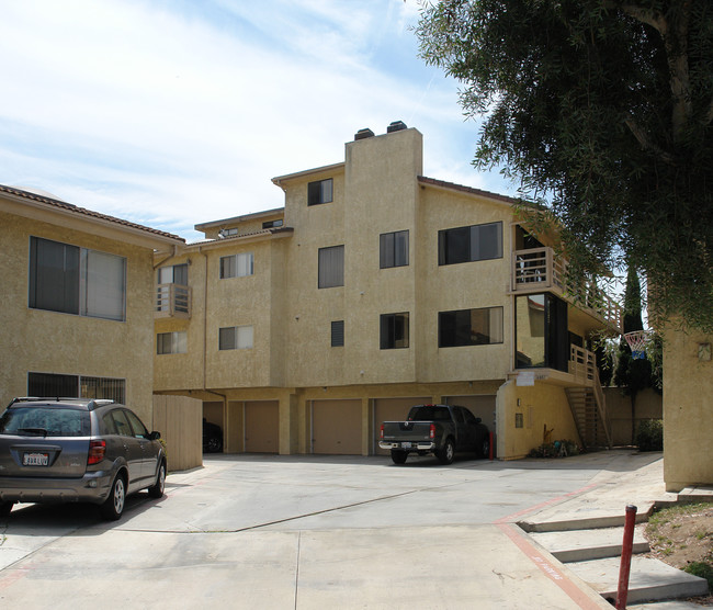 16802 Moody Cir in Huntington Beach, CA - Building Photo - Building Photo