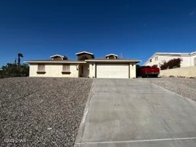 property at 3785 Beachview Dr