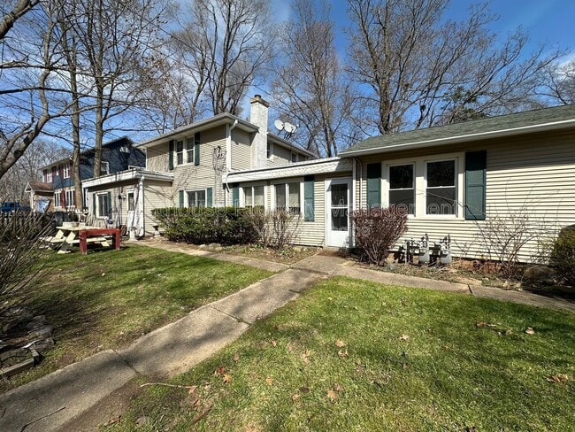 45 Leitch Dr in Battle Creek, MI - Building Photo - Building Photo