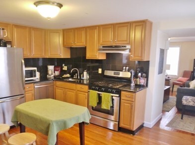 8 Hearn St in Watertown, MA - Building Photo - Building Photo