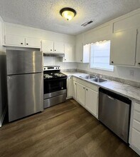 4101 McVay St SW in Huntsville, AL - Foto de edificio - Building Photo