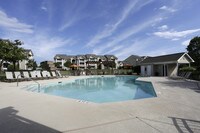 Apartamentos en Alquiler menos de $3200 Amueblados en Lynn - Lynn, NC