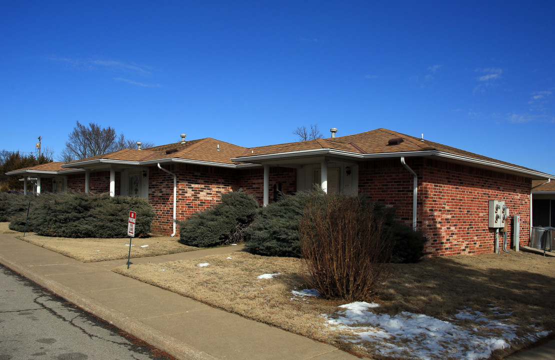 Madison Village Apartments in Bartlesville, OK - Foto de edificio