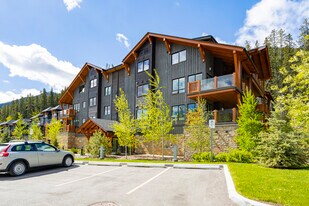 Versant in Canmore, AB - Building Photo