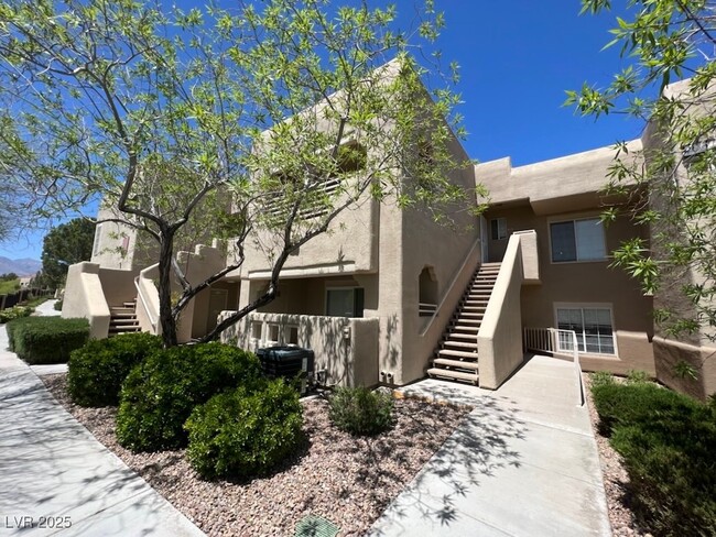 property at 1901 Rio Canyon Ct