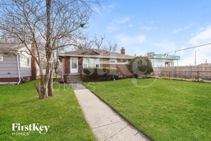 461 Clyde Ave in Calumet City, IL - Building Photo