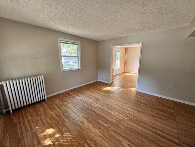 property at 567 Livingston Ave
