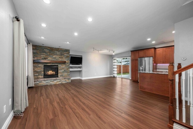 12900 Troy St in Anchorage, AK - Building Photo - Building Photo