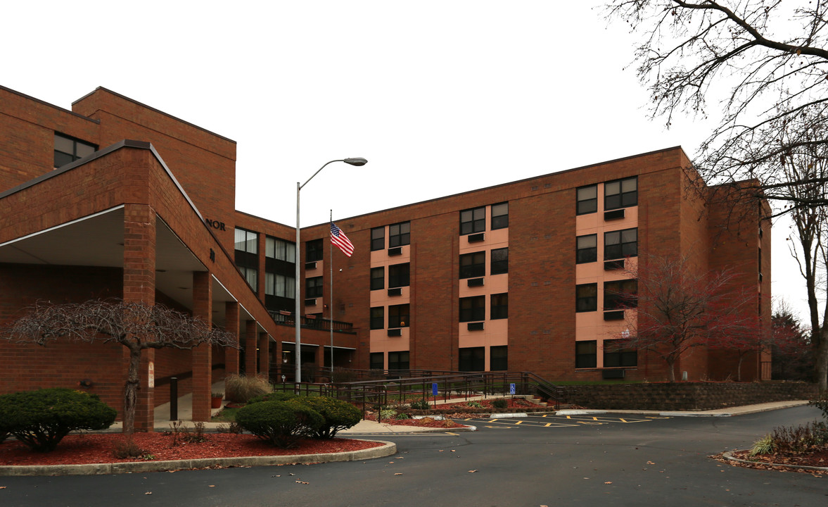 Trinity Manor in Middletown, OH - Building Photo