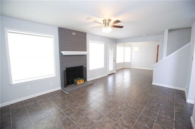 1314 Garden Path Dr in Round Rock, TX - Building Photo - Building Photo