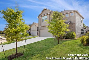 1302 Petunia Blf in San Antonio, TX - Building Photo - Building Photo