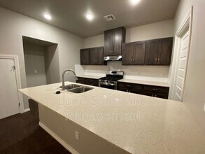 2149 Camino Del Plaza Ln in Edmond, OK - Building Photo - Building Photo