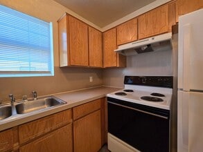 3406 Zephyr Rd in Killeen, TX - Building Photo - Building Photo