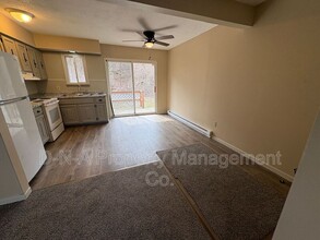 219 Joy Glen in Sciota, PA - Building Photo - Building Photo