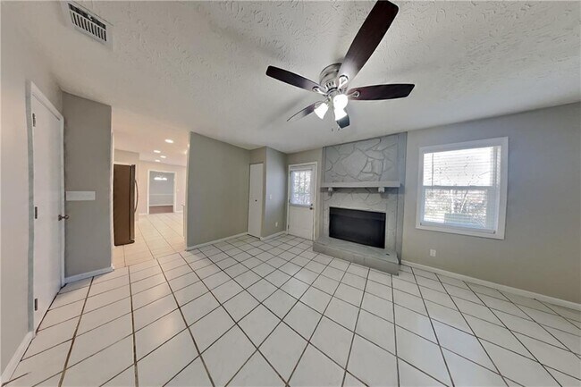 1160 Creekwood Cove in Lawrenceville, GA - Building Photo - Building Photo