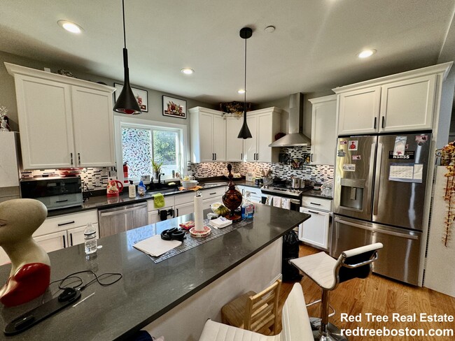property at 24 Grovenor Rd