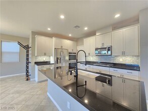 4160 Elegant Chateau St in Las Vegas, NV - Building Photo - Building Photo