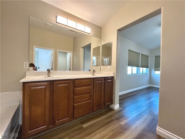 10658 Little Horse Creek Ave