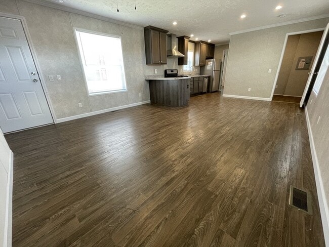 16170 Normandy St in Clinton Township, MI - Building Photo - Building Photo